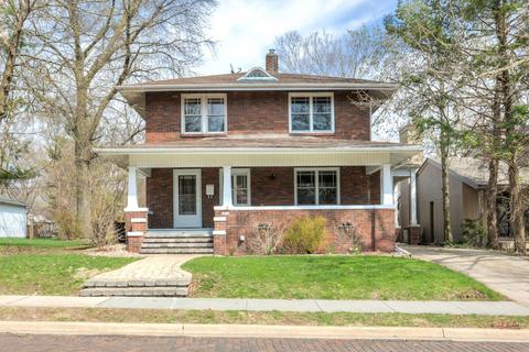 1214 Hillcrest St, Normal, IL 61761 photo 2