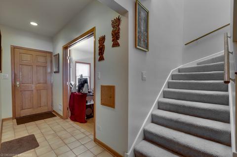 1021 E 54th St, Chicago, IL 60615 photo 3