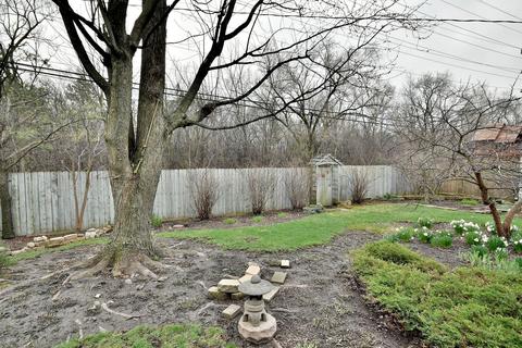 561 E Park Ave, Elmhurst, IL 60126 photo 38