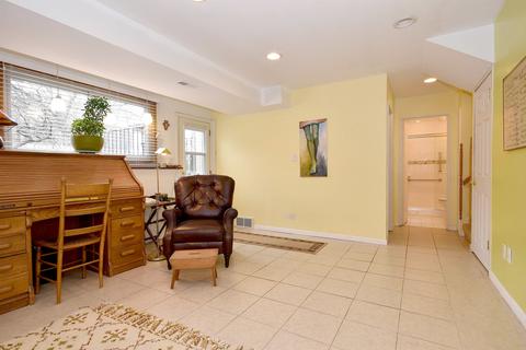 561 E Park Ave, Elmhurst, IL 60126 photo 27