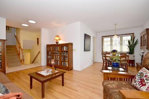 561 E Park Ave, Elmhurst, IL 60126 photo 12