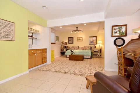 561 E Park Ave, Elmhurst, IL 60126 photo 31