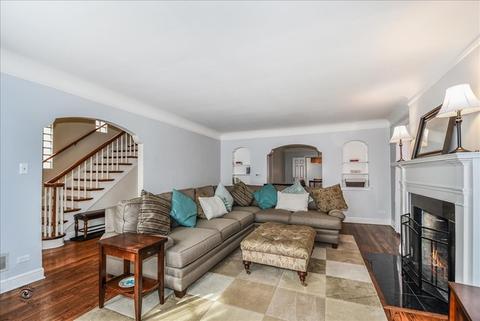 9246 S Leavitt St, Chicago, IL 60643 photo 4
