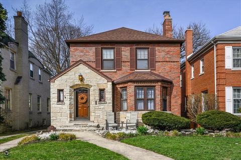 9246 S Leavitt St, Chicago, IL 60643 photo 1