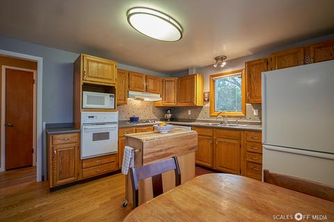 830 3rd Ave, Geneva, IL 60134 photo 4