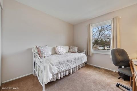 267 Plainview Dr, Bolingbrook, IL 60440 photo 8