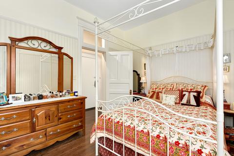 1361 E 57th St #1, Chicago, IL 60637 photo 7