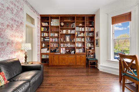 1361 E 57th St #1, Chicago, IL 60637 photo 5