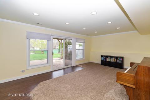1315 Meyer Rd, Hoffman Estates, IL 60169 photo 11