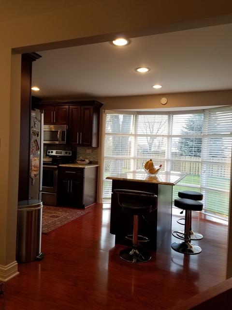 120 Lance Dr, Des Plaines, IL 60016 photo 9