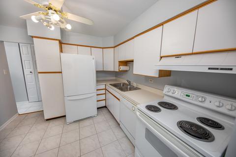 1500 Harbour Dr #4K, Wheeling, IL 60090 photo 7