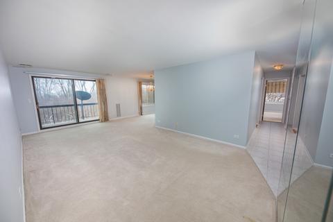 1500 Harbour Dr #4K, Wheeling, IL 60090 photo 4