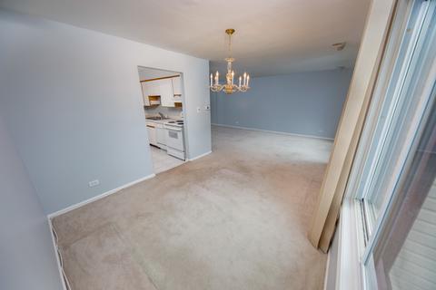 1500 Harbour Dr #4K, Wheeling, IL 60090 photo 6