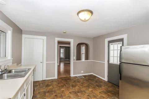 478 Jefferson Ave, Elgin, IL 60120 photo 11