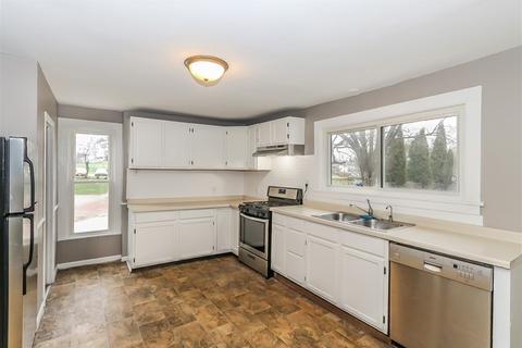 478 Jefferson Ave, Elgin, IL 60120 photo 8