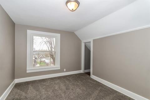 478 Jefferson Ave, Elgin, IL 60120 photo 16