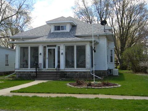 211 E Front St, Wyanet, IL 61379 photo 1