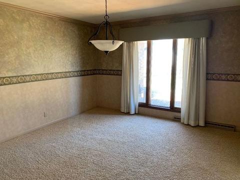 2123 Timber Trl, Freeport, IL 61032 photo 9