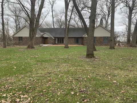 2123 Timber Trl, Freeport, IL 61032 photo 1