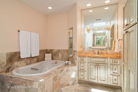 194 Akenside Rd, Riverside, IL 60546 photo 16