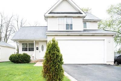1037 2nd Ave, Aurora, IL 60505 photo 1