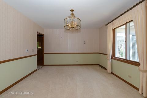 512 Stevens Ct, Sleepy Hollow, IL 60118 photo 6