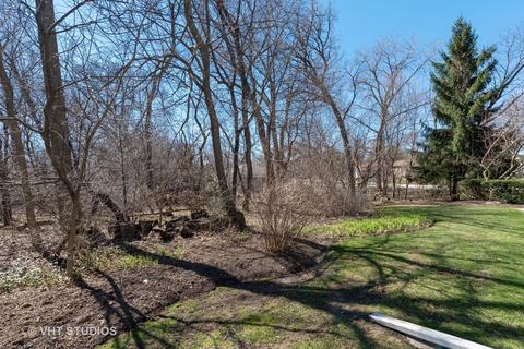 512 Stevens Ct, Sleepy Hollow, IL 60118 photo 4