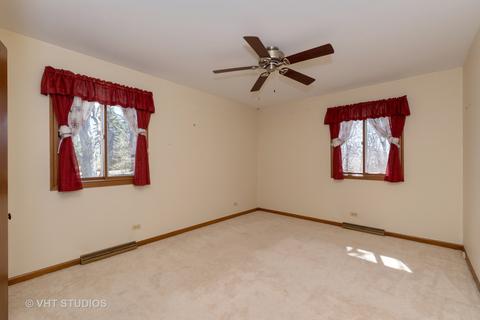 512 Stevens Ct, Sleepy Hollow, IL 60118 photo 14