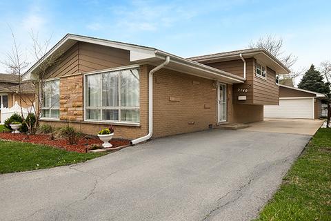 2140 Westview Dr, Des Plaines, IL 60018 photo 1