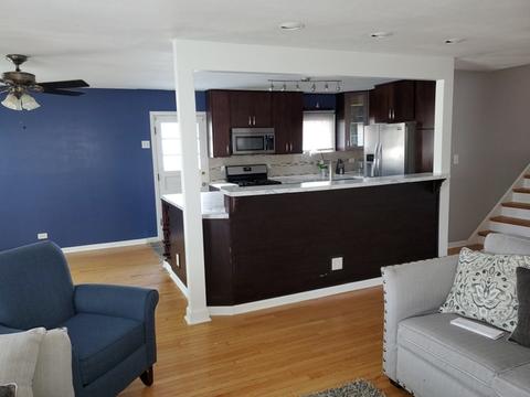 2140 Westview Dr, Des Plaines, IL 60018 photo 6
