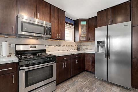 2140 Westview Dr, Des Plaines, IL 60018 photo 8