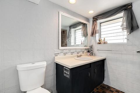 2140 Westview Dr, Des Plaines, IL 60018 photo 17