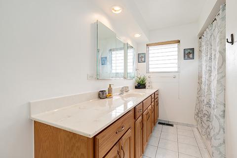 2140 Westview Dr, Des Plaines, IL 60018 photo 19