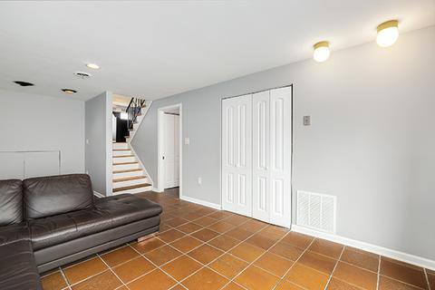 2140 Westview Dr, Des Plaines, IL 60018 photo 15