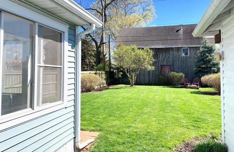 313 E Main St, Morris, IL 60450 photo 8