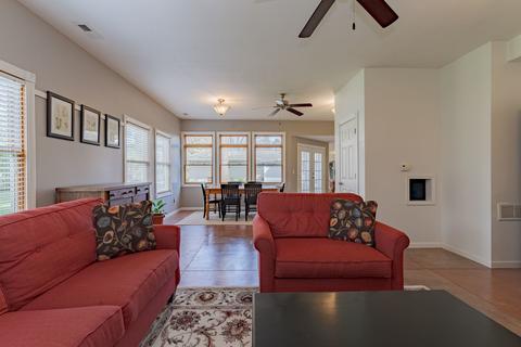 705 S Moore St, Bloomington, IL 61701 photo 20