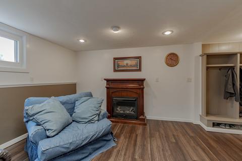 705 S Moore St, Bloomington, IL 61701 photo 24