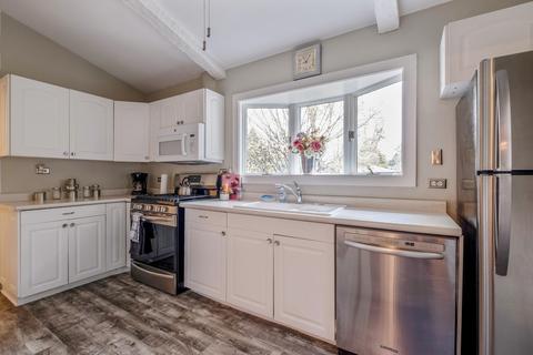 411 E Lake Ave, Glenview, IL 60025 photo 2