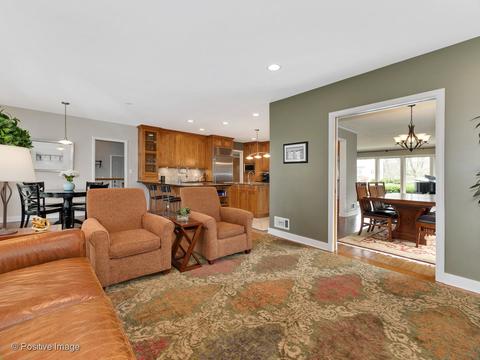 14 Briar Rd, Golf, IL 60029 photo 13
