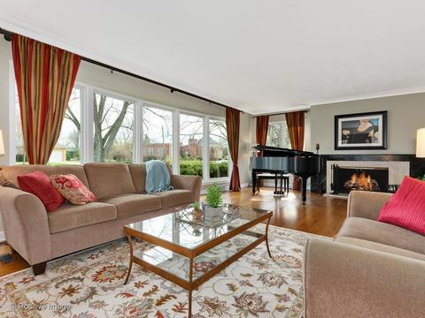 14 Briar Rd, Golf, IL 60029 photo 4