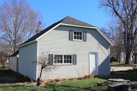 607 Genesee Ave, Morrison, IL 61270 photo 8