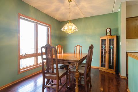 1477 E Thacker St #210, Des Plaines, IL 60016 photo 5
