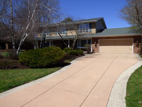1322 Surrey Ct, Algonquin, IL 60102 photo 2