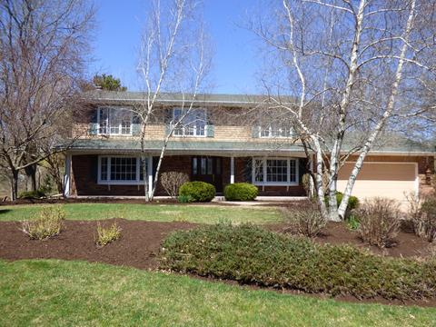 1322 Surrey Ct, Algonquin, IL 60102 photo 1