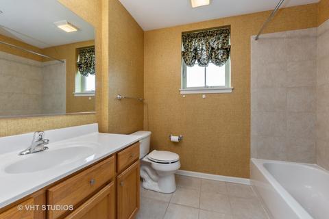 715 Astor Ln #507, Wheeling, IL 60090 photo 8