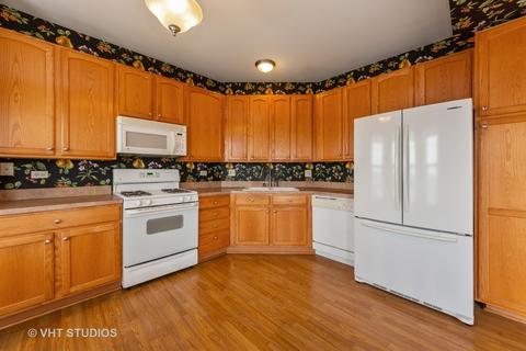 715 Astor Ln #507, Wheeling, IL 60090 photo 3