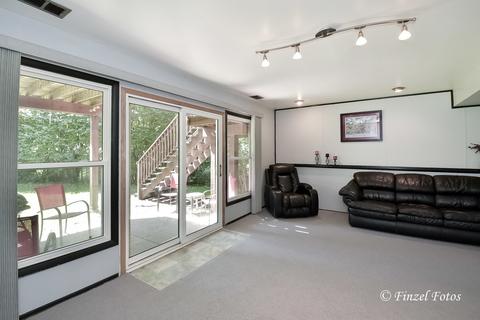 1344 Blair Ln, Hoffman Estates, IL 60169 photo 14