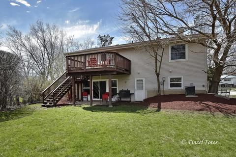 1344 Blair Ln, Hoffman Estates, IL 60169 photo 2