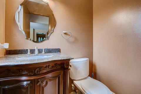 137 Somerset Rd, Willowbrook, IL 60527 photo 10