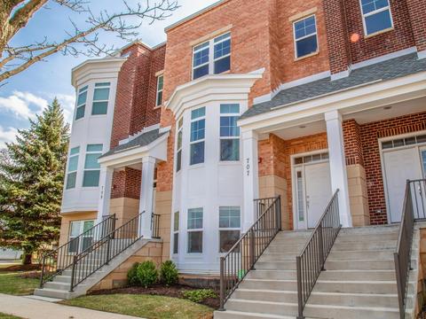707 E Prospect Ave, Mount Prospect, IL 60056 photo 1